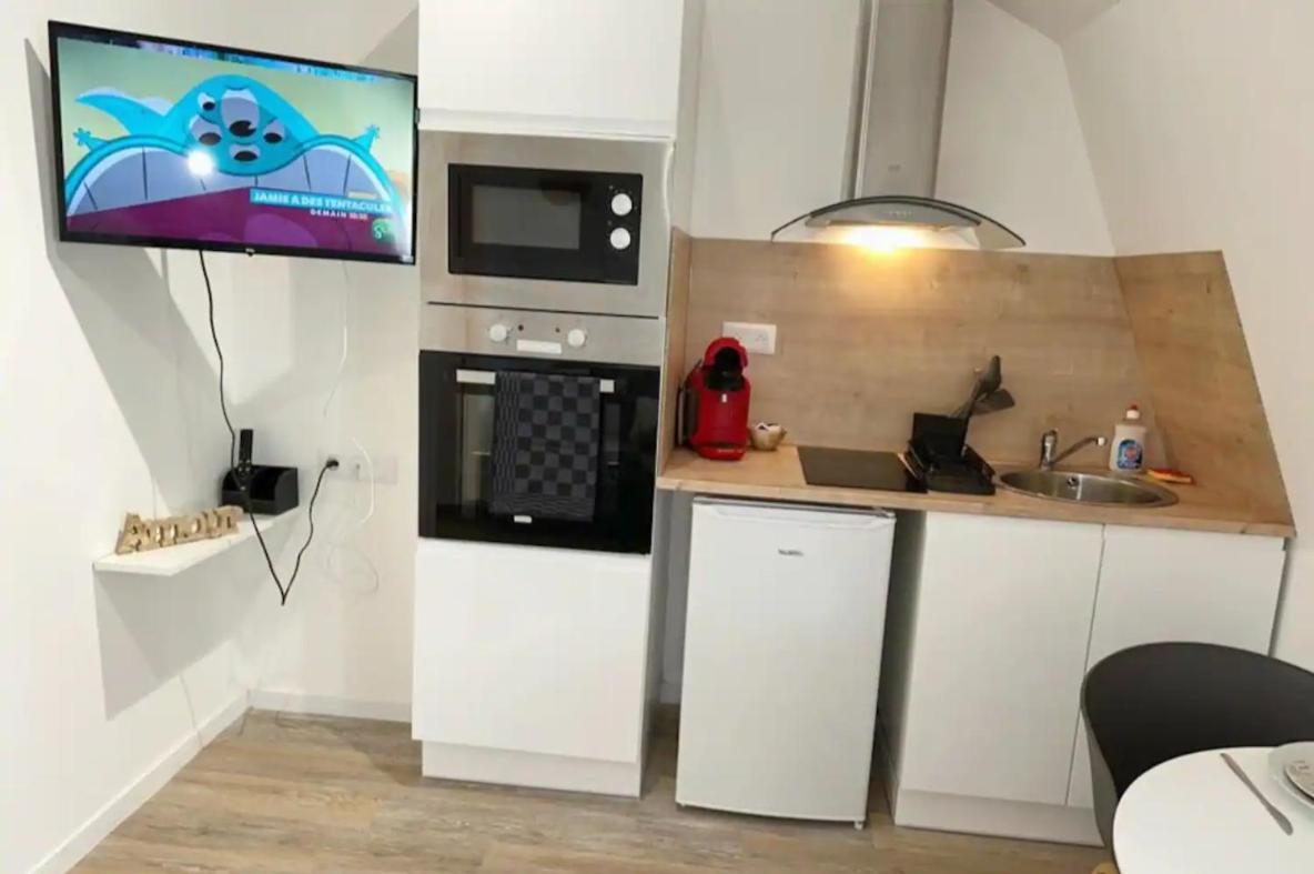 Lerelaisdodile Cambrai - Hyper Centre - Free Wifi Apartman Kültér fotó