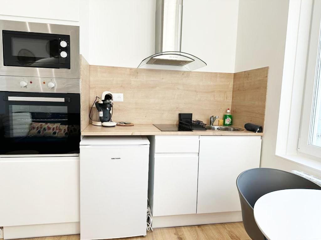 Lerelaisdodileqsl - Cambrai - Hyper Centre - Free Wifi - Ideal Couple & Famille Kültér fotó